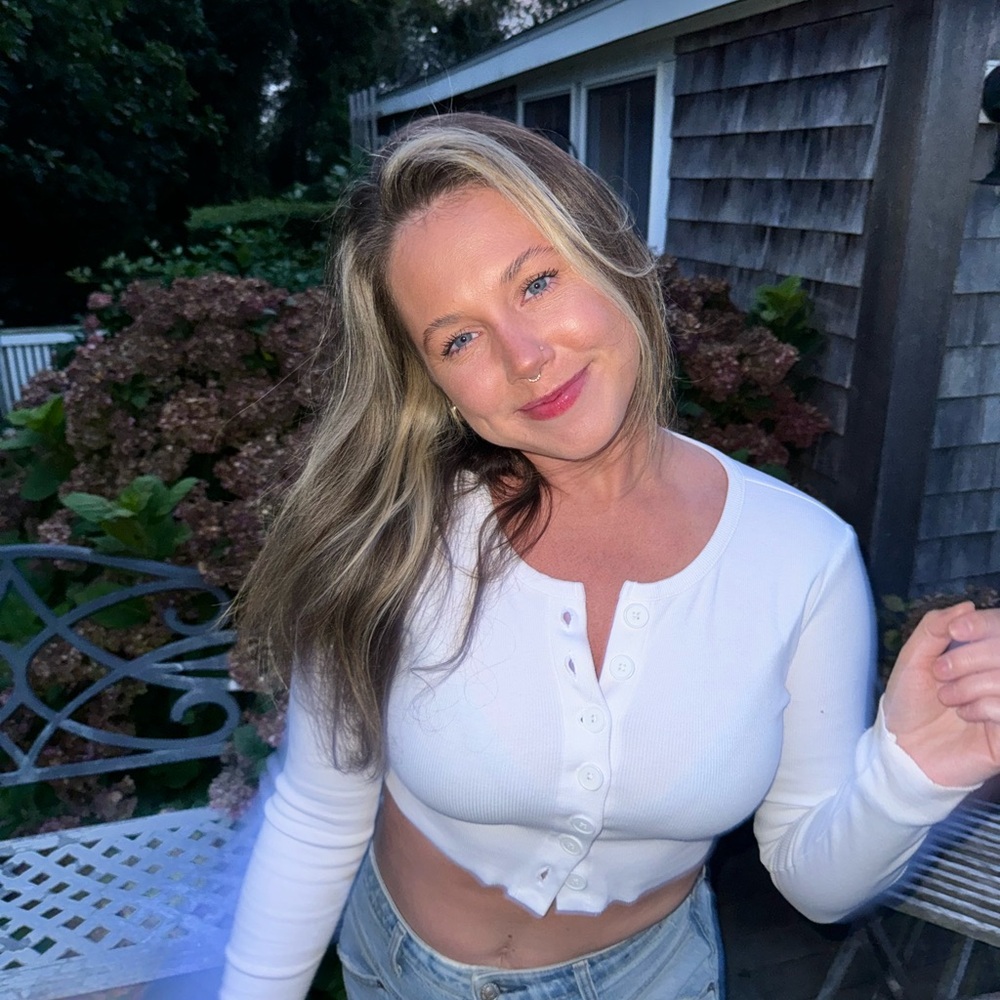 Meet your Posher, Carly